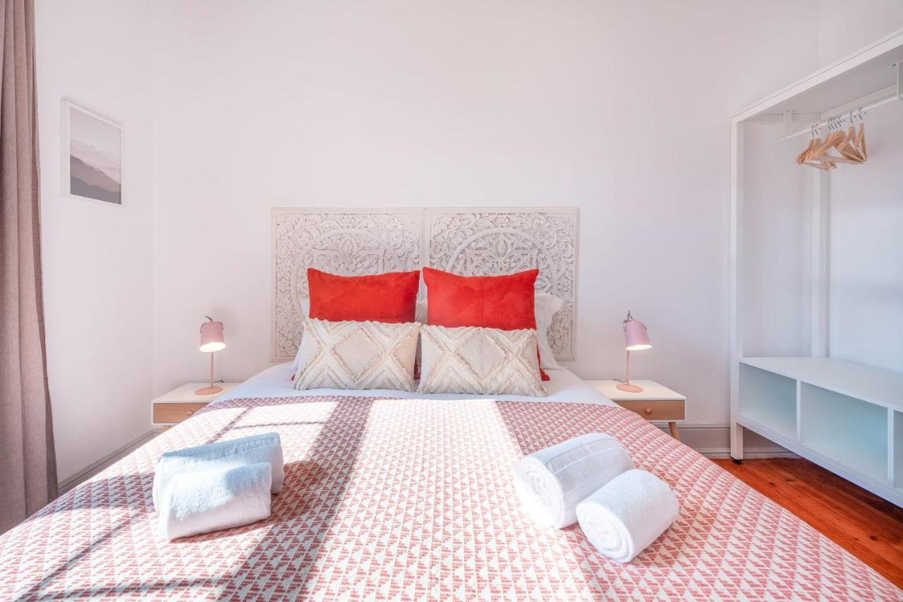 Vita Portucale ! Deluxe 3 Bedroom Apartment In Arroios Lisboa Exteriör bild